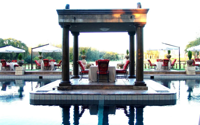 Velmore Hotel & Spa