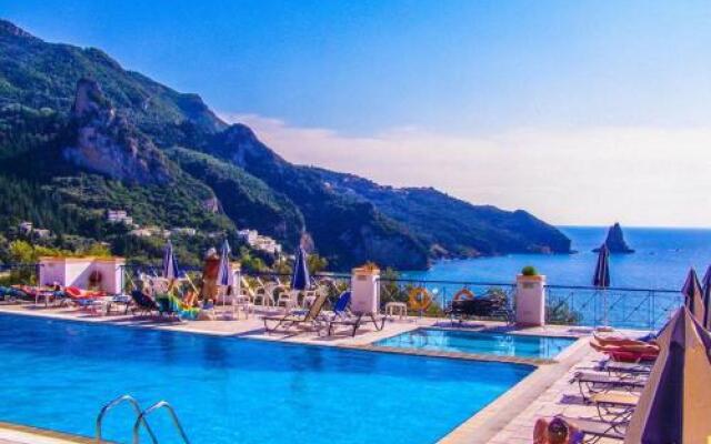 Aparthotel 3 stars Agios Gordios