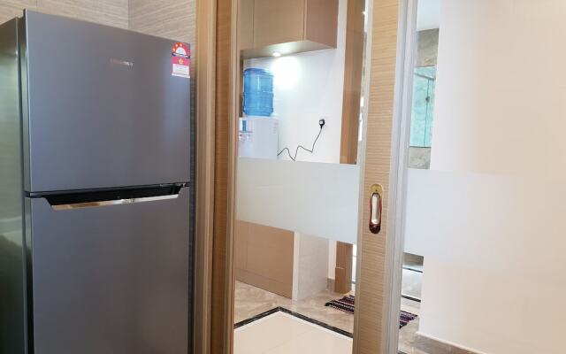 Dreamscape Inn @ R&F Princess Cove