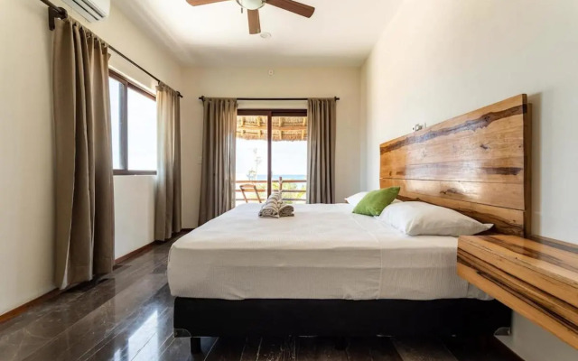 ISLA MUJERES MAYAKITA LUXURY VILLA with ROOFTOP JACUZZI