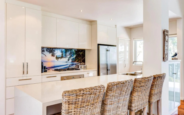 Harlequin Beach House 4pm Check Out Sundays
