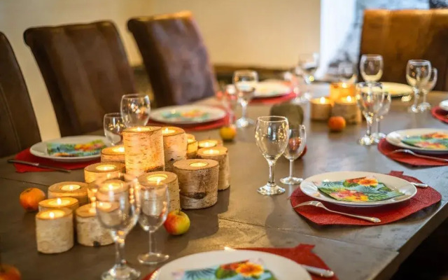 Luxurious Farmhouse near Forest in Anhee