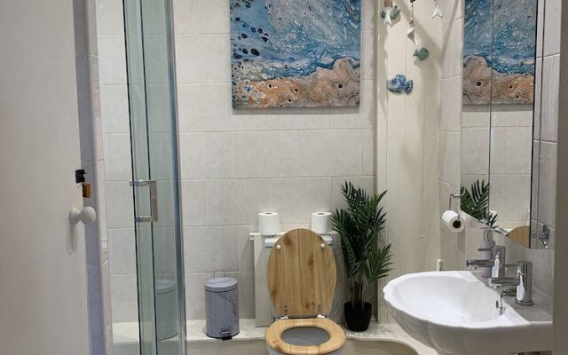 Charming 1-bed Apartment in Ventnor