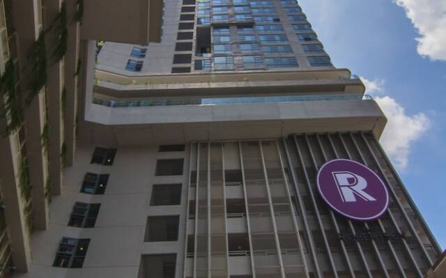 The Robertson By Homes Asian B93