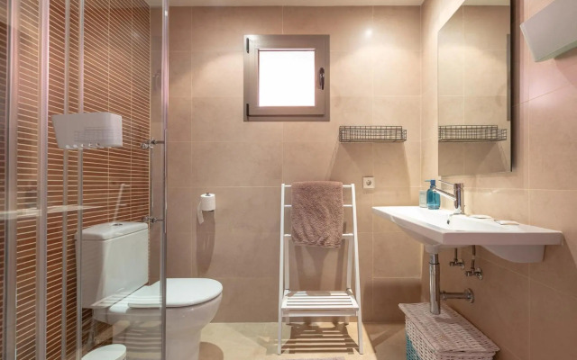 Sailor House in the new golden mile