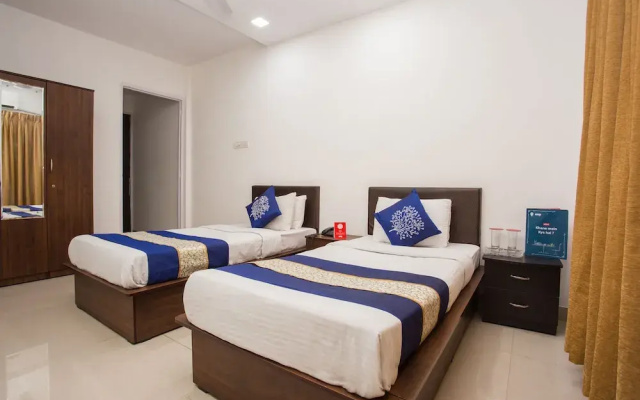 OYO 7150 Apartment Metro View Residency