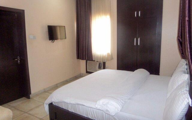 Siman Suites