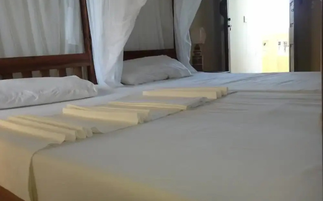 Msafini MangoTop Roof Hotel