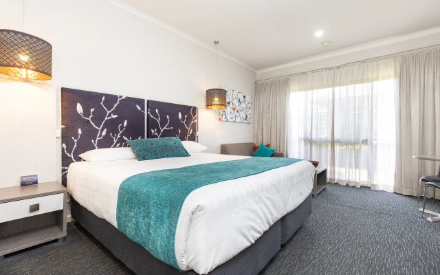 Comfort Inn Deakin Palms