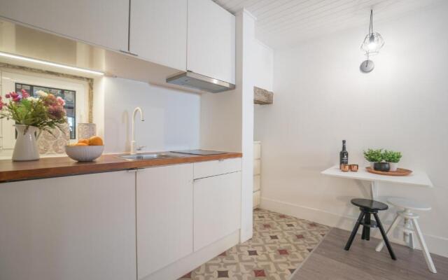 Rose Apartments