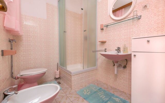 Apartment Proti