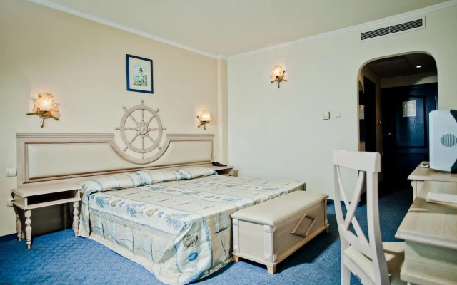 Chaika Beach Resort
