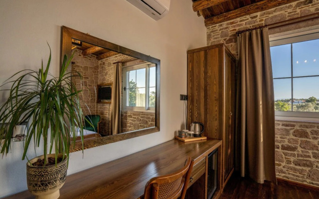 Leone Natural Otel