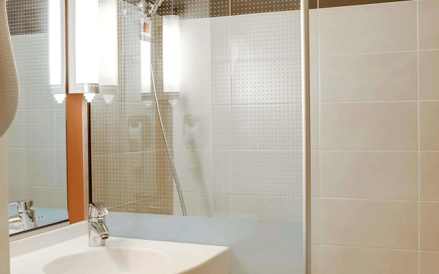 ibis Salon de Provence Sud