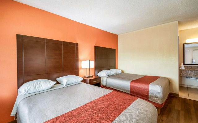 Motel 6 Washington, DC - Convention Center