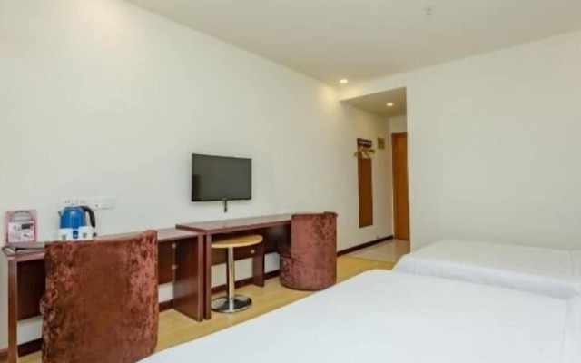 GreenTree Alliance Jinan Licheng Town Yaohua Road Yaoqiang Airport Hotel