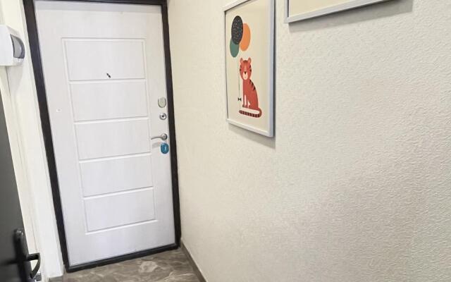 Погостим на улице Вертолетная 48