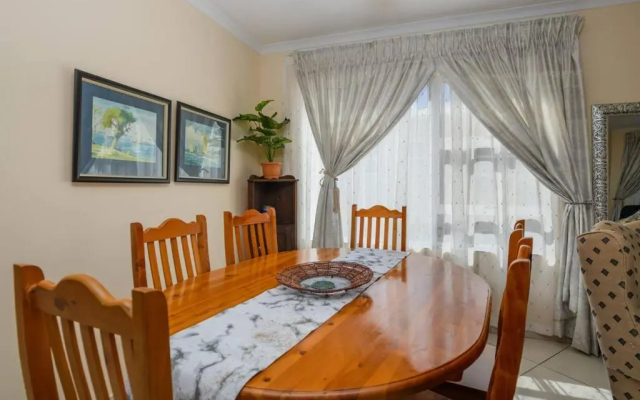 No.11 @Michaelpointe