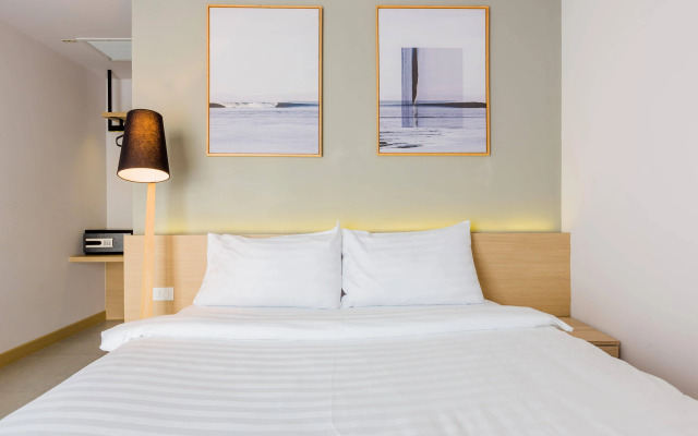 Snoozz Hotel - Hostel