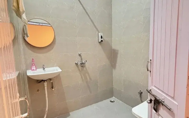 Dormtales Varanasi - Homely Hostel