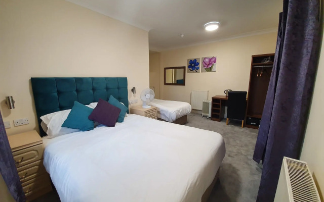 Trivelles Park Hotel