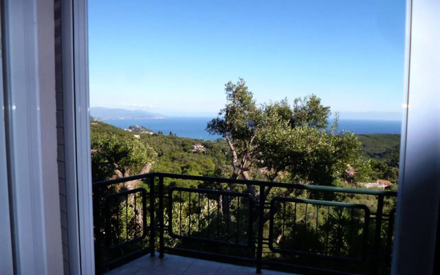 Deskas House. Two Floor Apartment With Excellent View