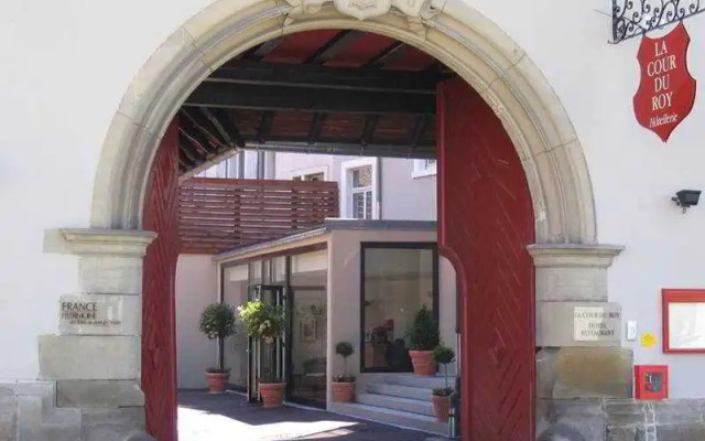 hotelImage