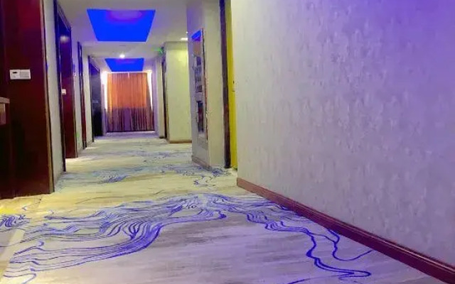 Blue Sen Hotel (Tiantai Mountain Scenic Area)