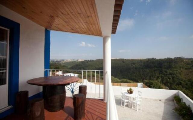 Casa Azul Da Relva, Com Piscina