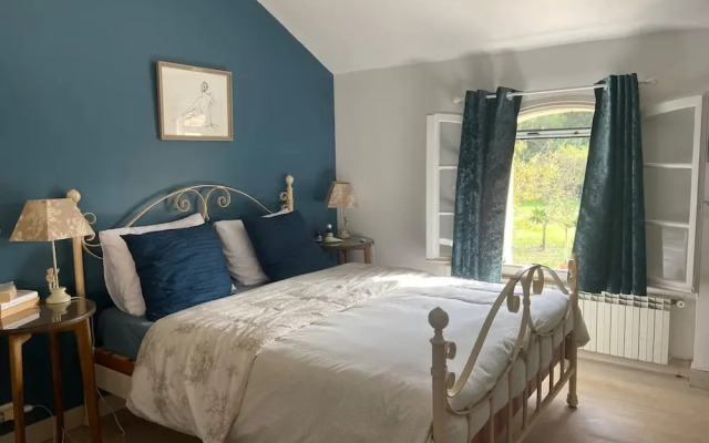 Large Air-conditioned Villa in Arles