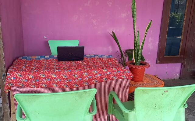 OYO 90555 Vina Pavilion