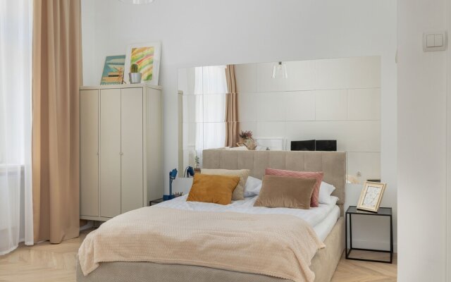 Comfy Apartment Opolska by Renters