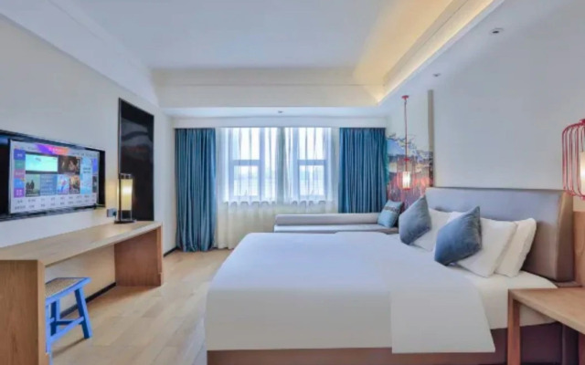 Maison New Century Hotel Tianyi Square & Gulou Metro Station Ningbo