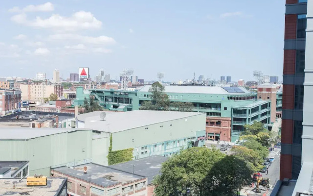 Luxurious 1bd/1ba Penthouse in Fenway - 1T