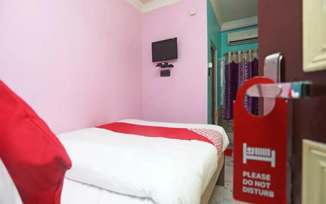 Hotel Continental & Lodge by OYO Rooms