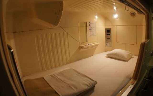 Capsule Hotel Shinjuku 510