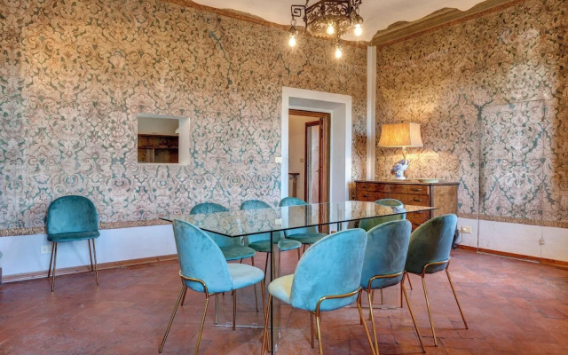 Palestro Apartment by Mamo Florence