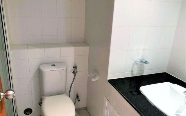 Metro Jomtien Condotel - Sleeps 2