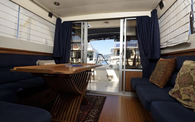 Blue II Yacht