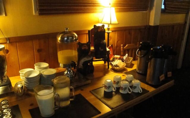 Cinnamon Bear Inn