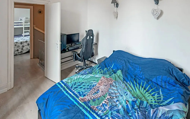 Holiday Home in Orange With Private Pool