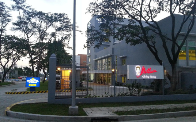 Microtel by Wyndham UP Technohub