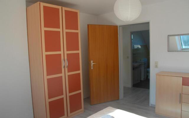 Cantay-Mathildenstraße 16 - FW 4 - OG rechts