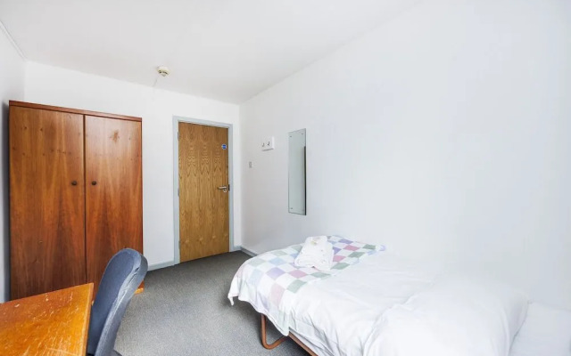 Vibrant Rooms NOTTINGHAM - SK