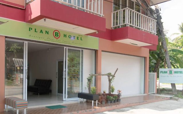 Plan B Hotel - Hostel