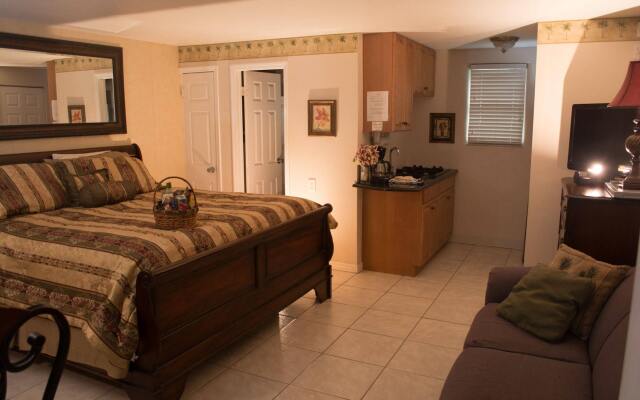 Camelot Beach Suites