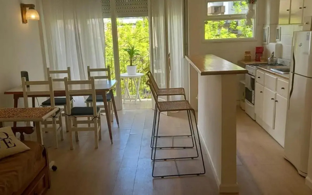 Depto 2 Ambientes 55M2. Balcon a la Calle