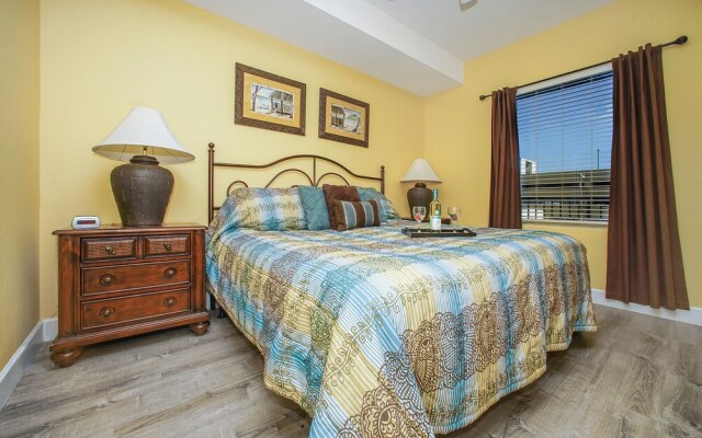 Tidewater 313 213334 by RedAwning