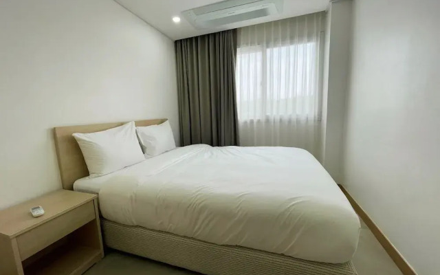 The Glory Hotel and Residence Clark Pampanga
