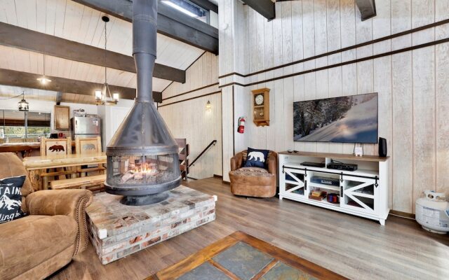 Smith Summit Chalet #2461